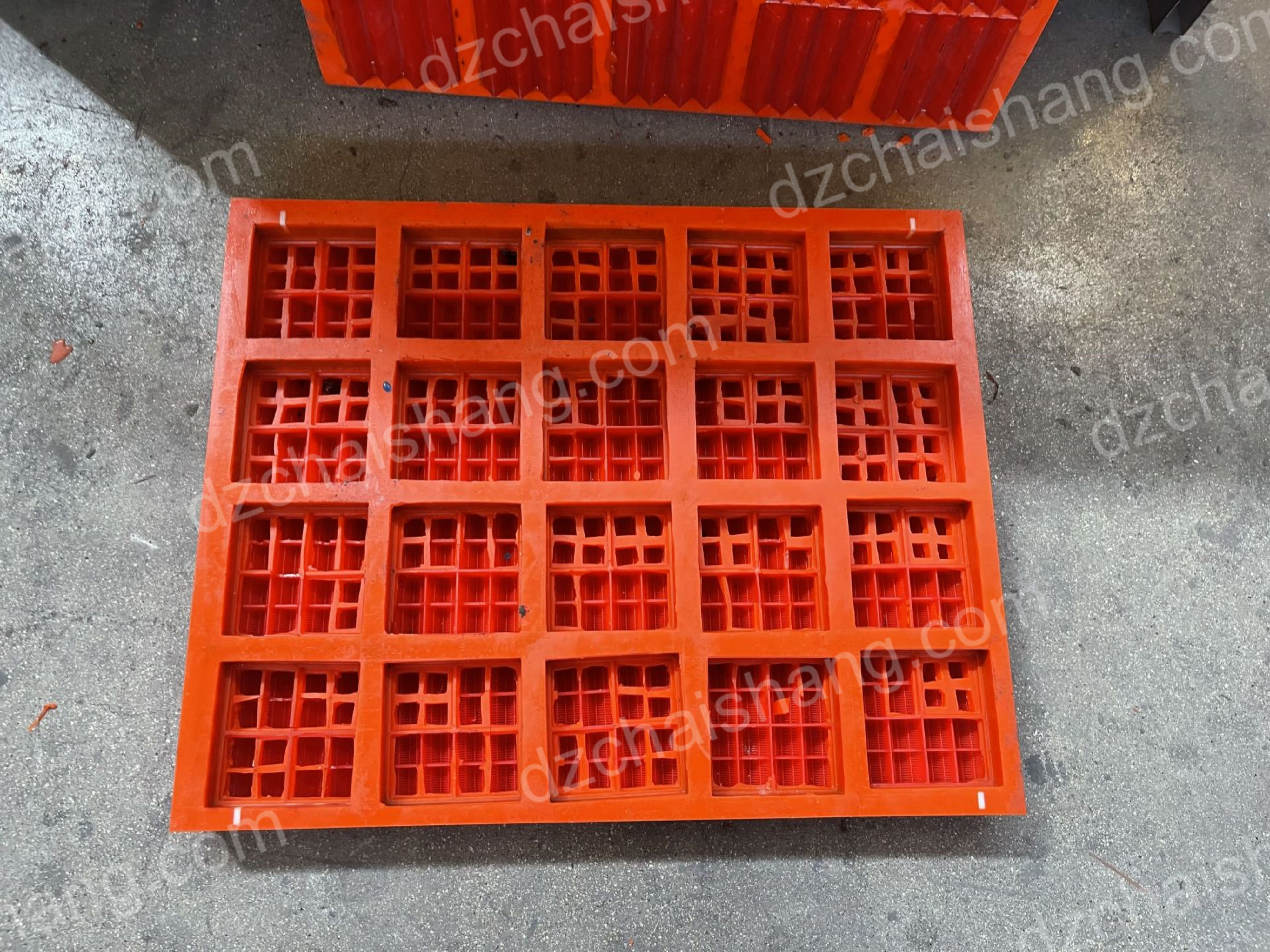Where are polyurethane screens and screen plates suitable for and what are their advantages?-CHAISHANG | Polyurethane Screen,Rubber Screen PanelsHigh frequency screen mesh,Belt Cleaner,Flotation Cell